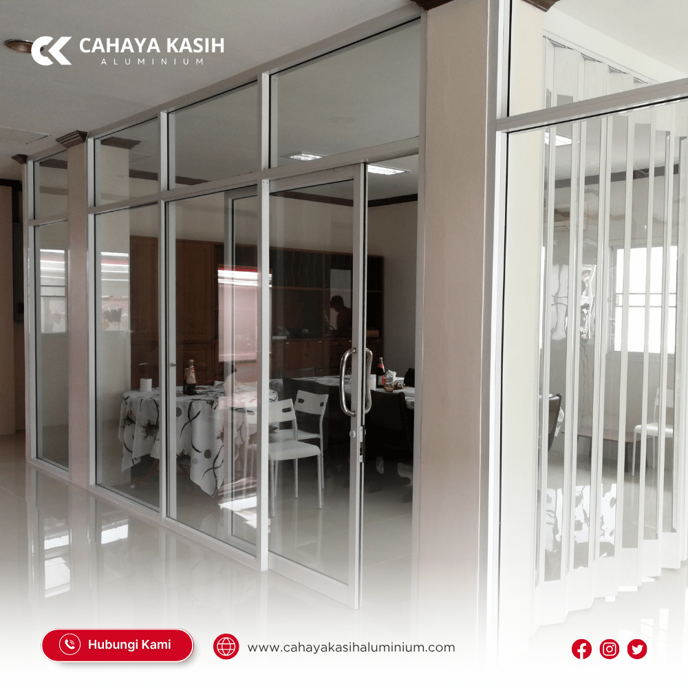 Pintu Swing Aluminium